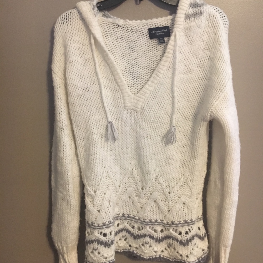 Hooded sweater